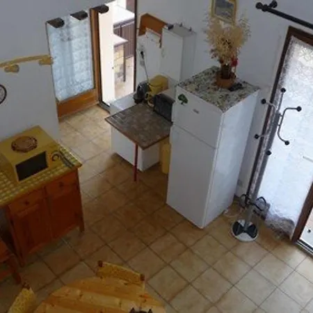 Villa Avec Parking Et Clim - 6 Pers. - Fr-1-81-755