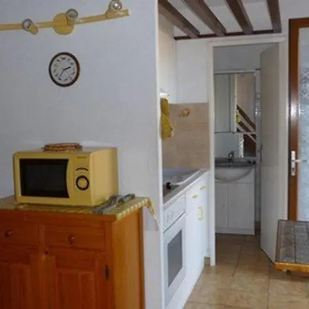 Villa Avec Parking Et Clim - 6 Pers. - Fr-1-81-755